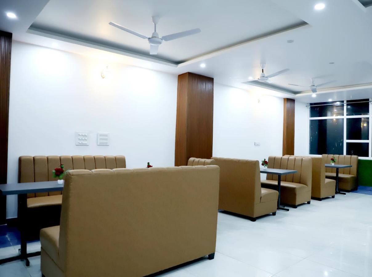 Hotel Srp Rishīkesh Zewnętrze zdjęcie